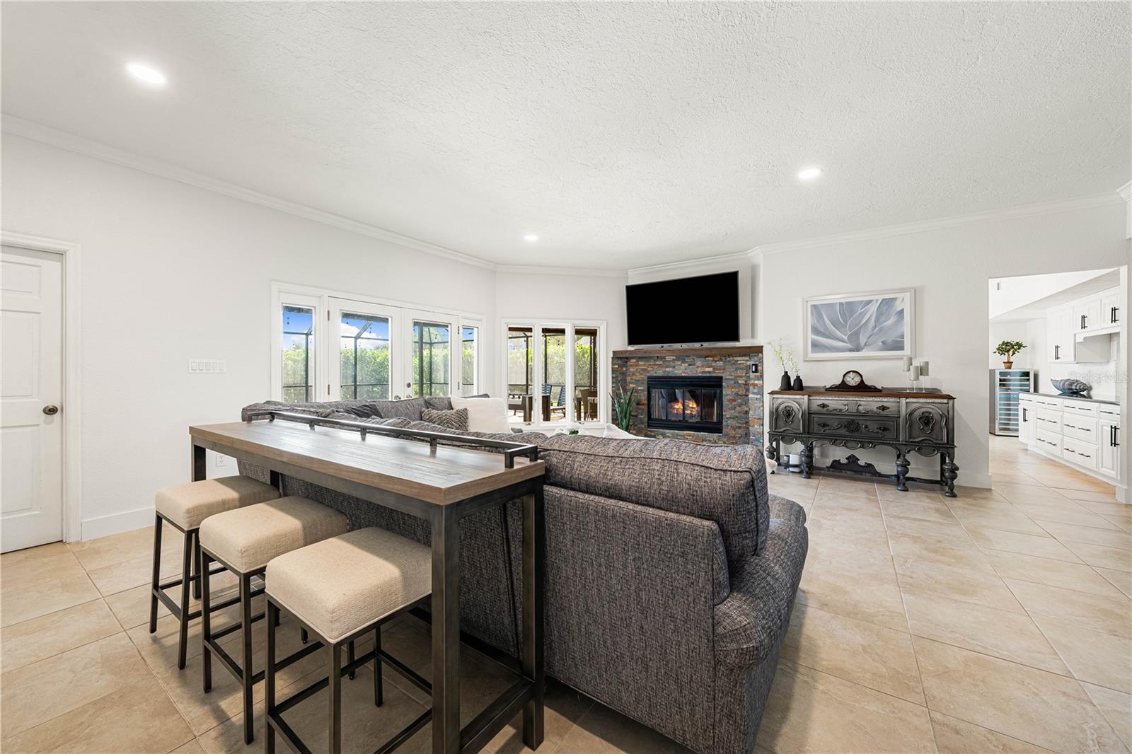 A4655585 Property Photo