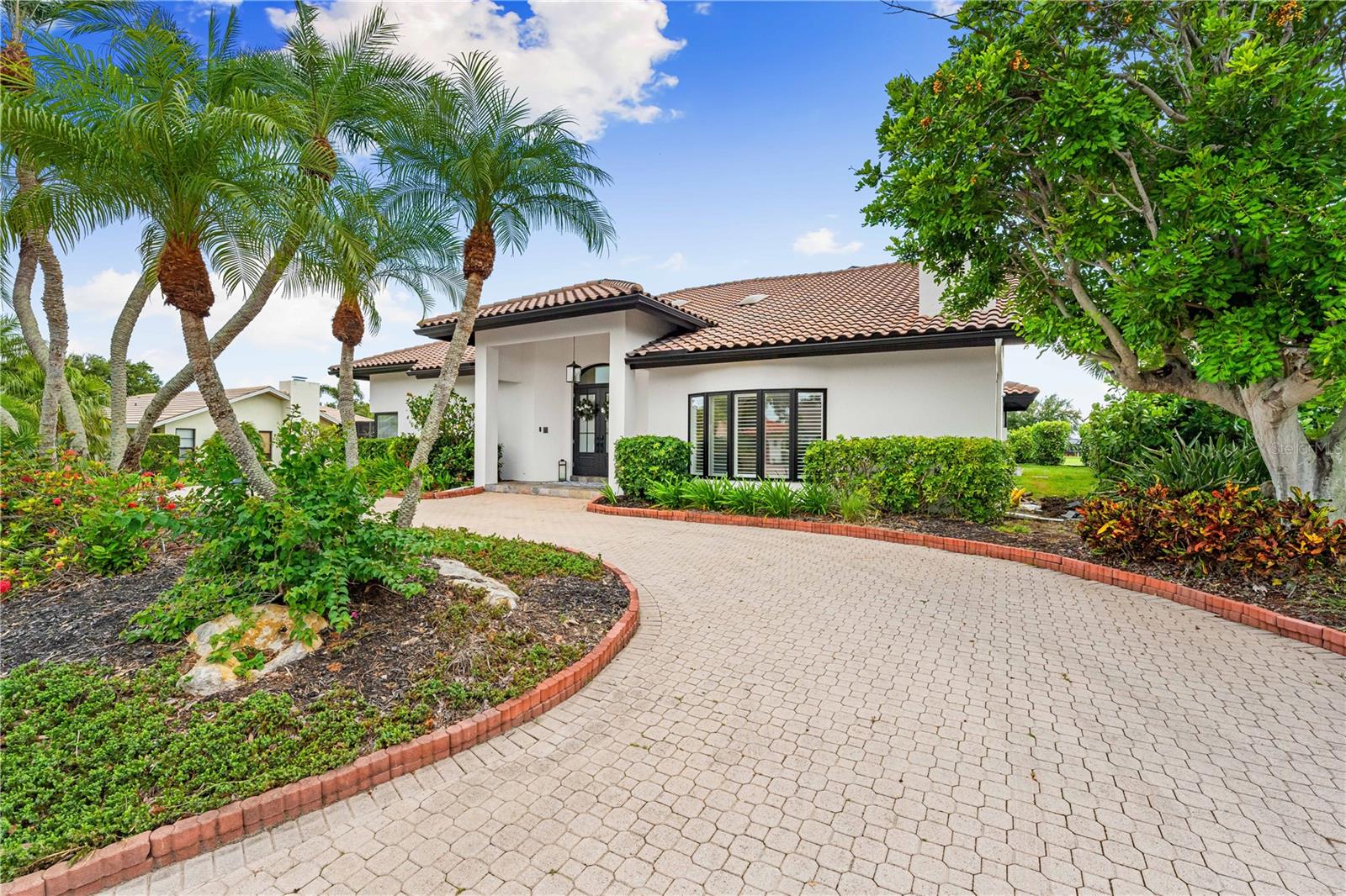 A4655585 Property Photo
