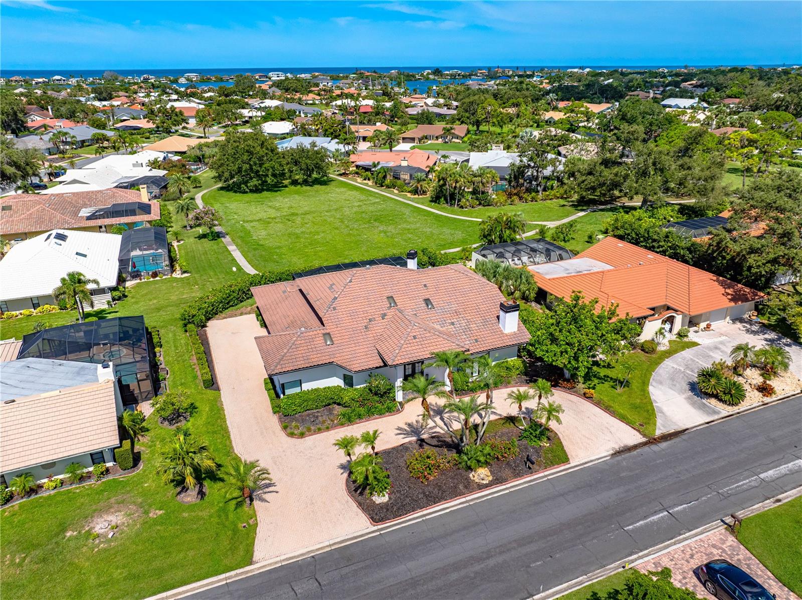 A4655585 Property Photo