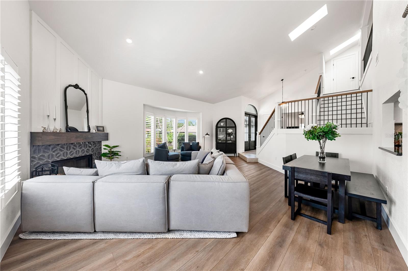 A4655585 Property Photo