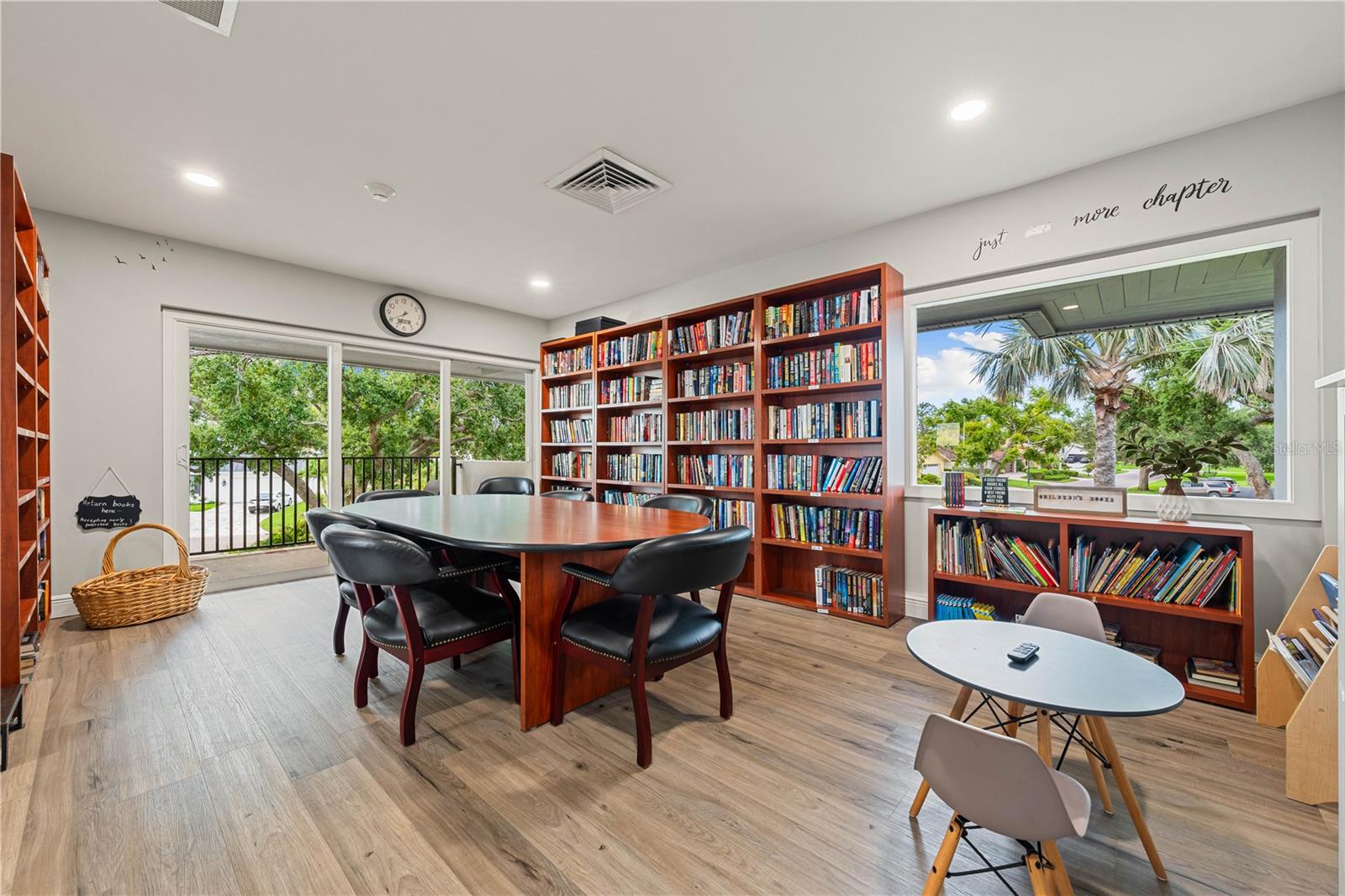 A4655585 Property Photo