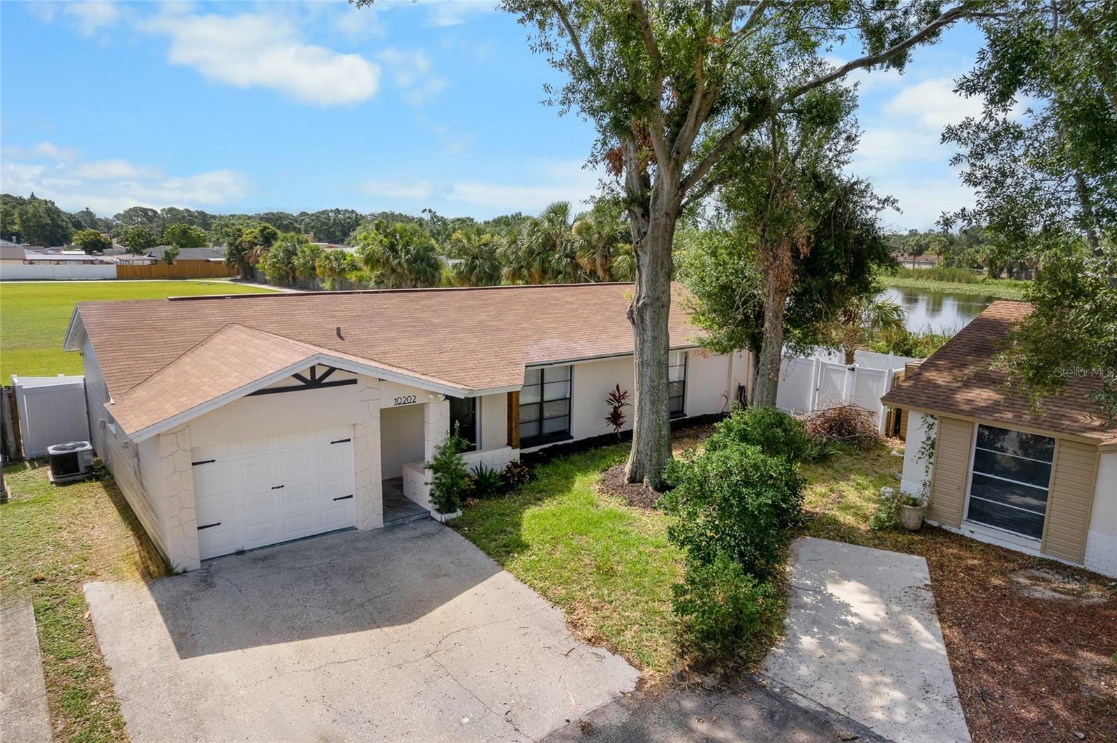 10202 BELLHURST CT, TAMPA, FL, 33615