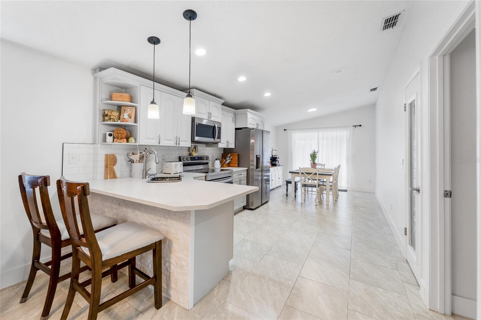 10202 BELLHURST CT, TAMPA, FL, 33615