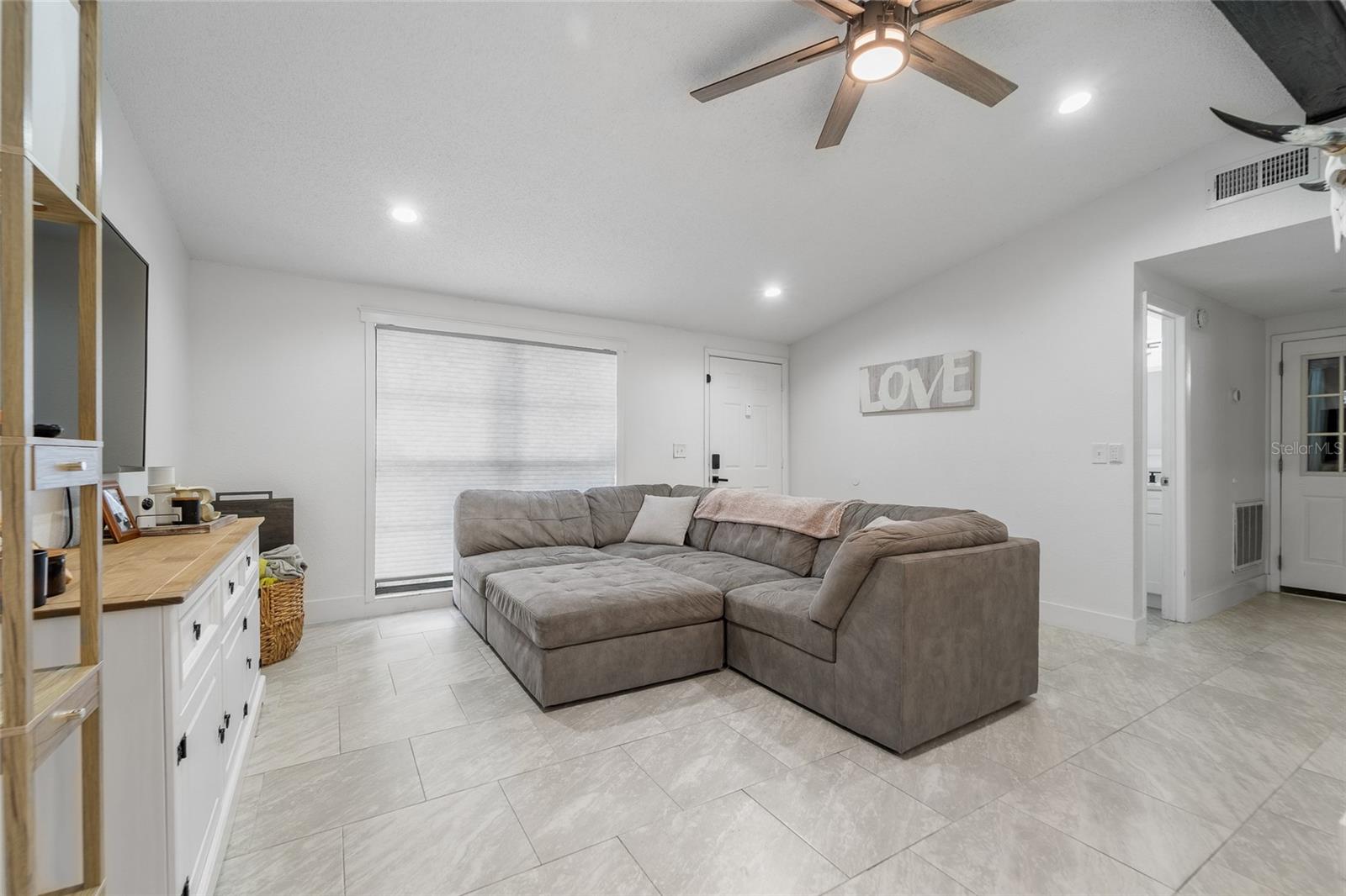 10202 BELLHURST CT, TAMPA, FL, 33615