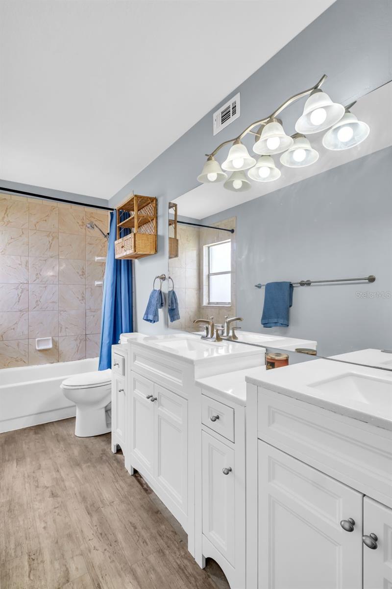 1715 LARABIE CT, BRANDON, FL, 33511