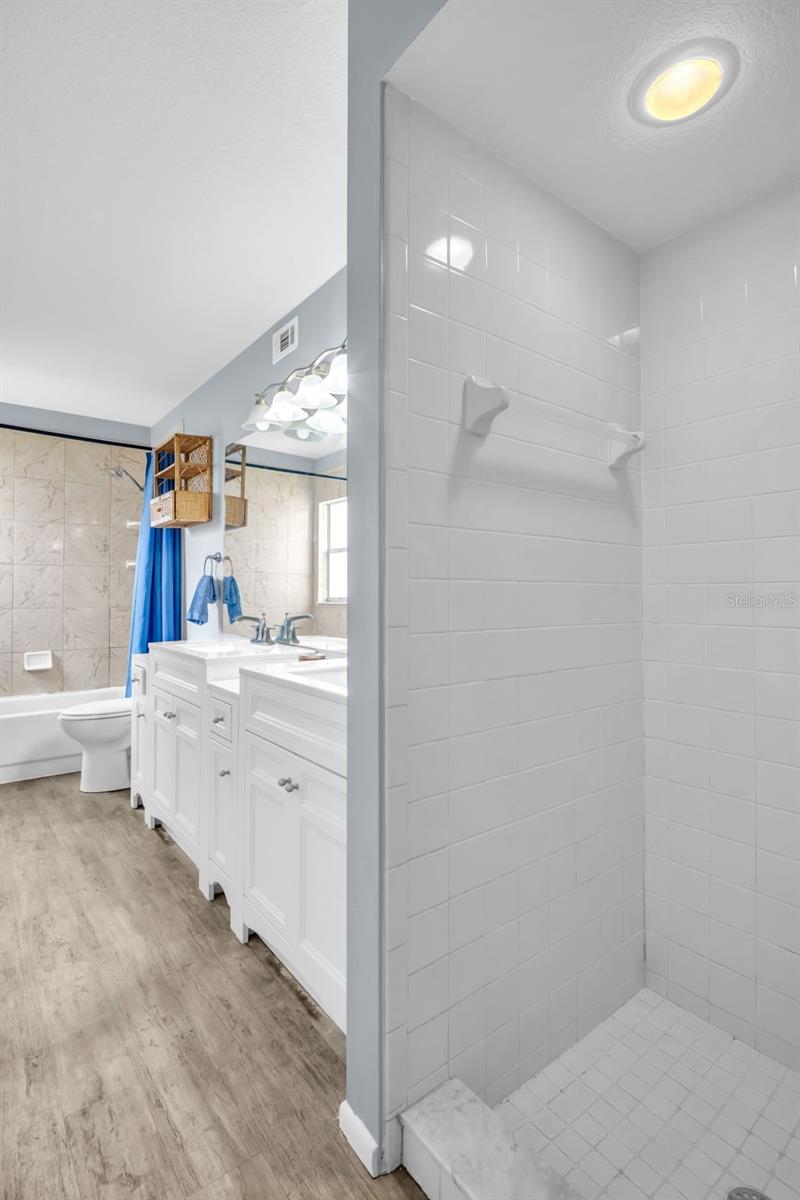 1715 LARABIE CT, BRANDON, FL, 33511