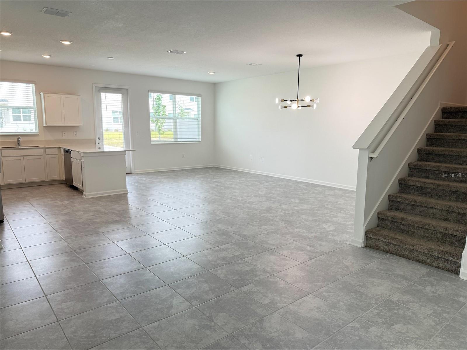 280 NINE IRON DR, DAVENPORT, FL, 33896