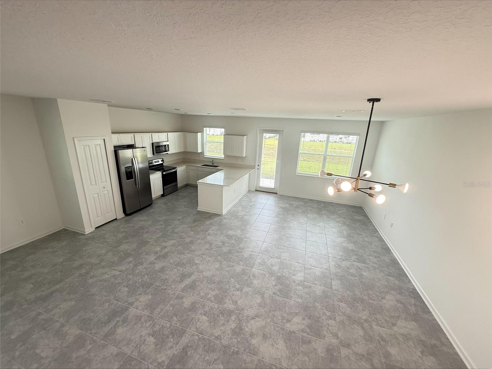 280 NINE IRON DR, DAVENPORT, FL, 33896