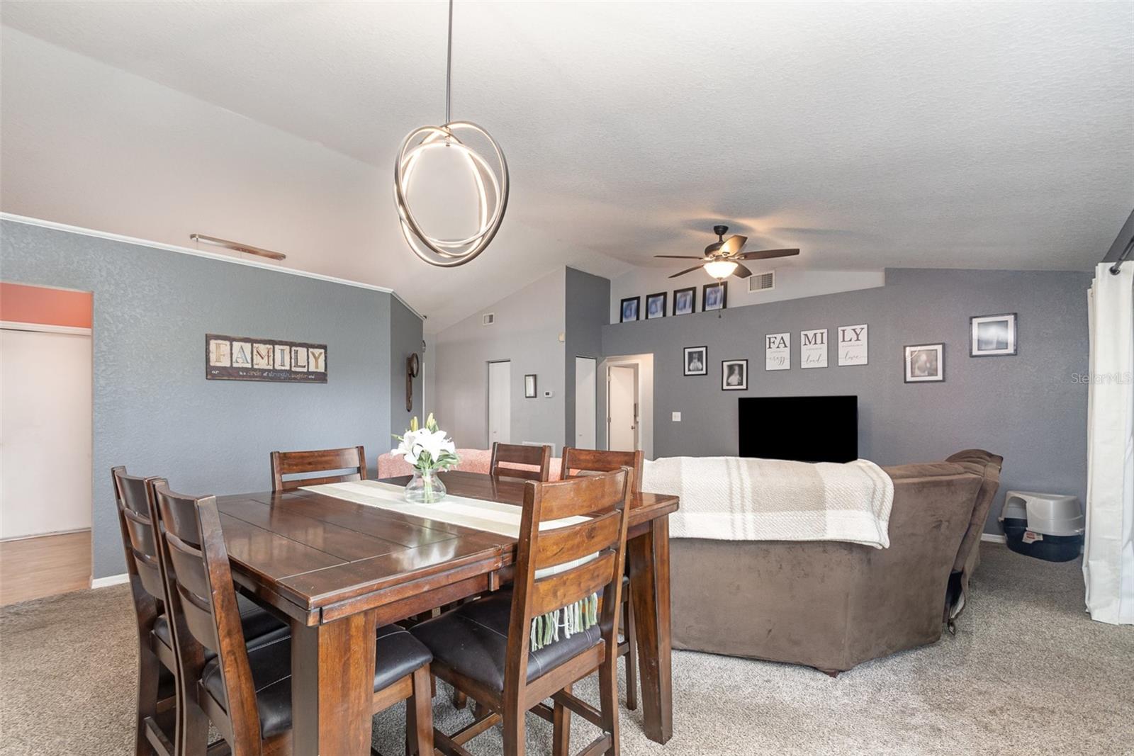 11815 SE 74TH TER, BELLEVIEW, FL, 34420