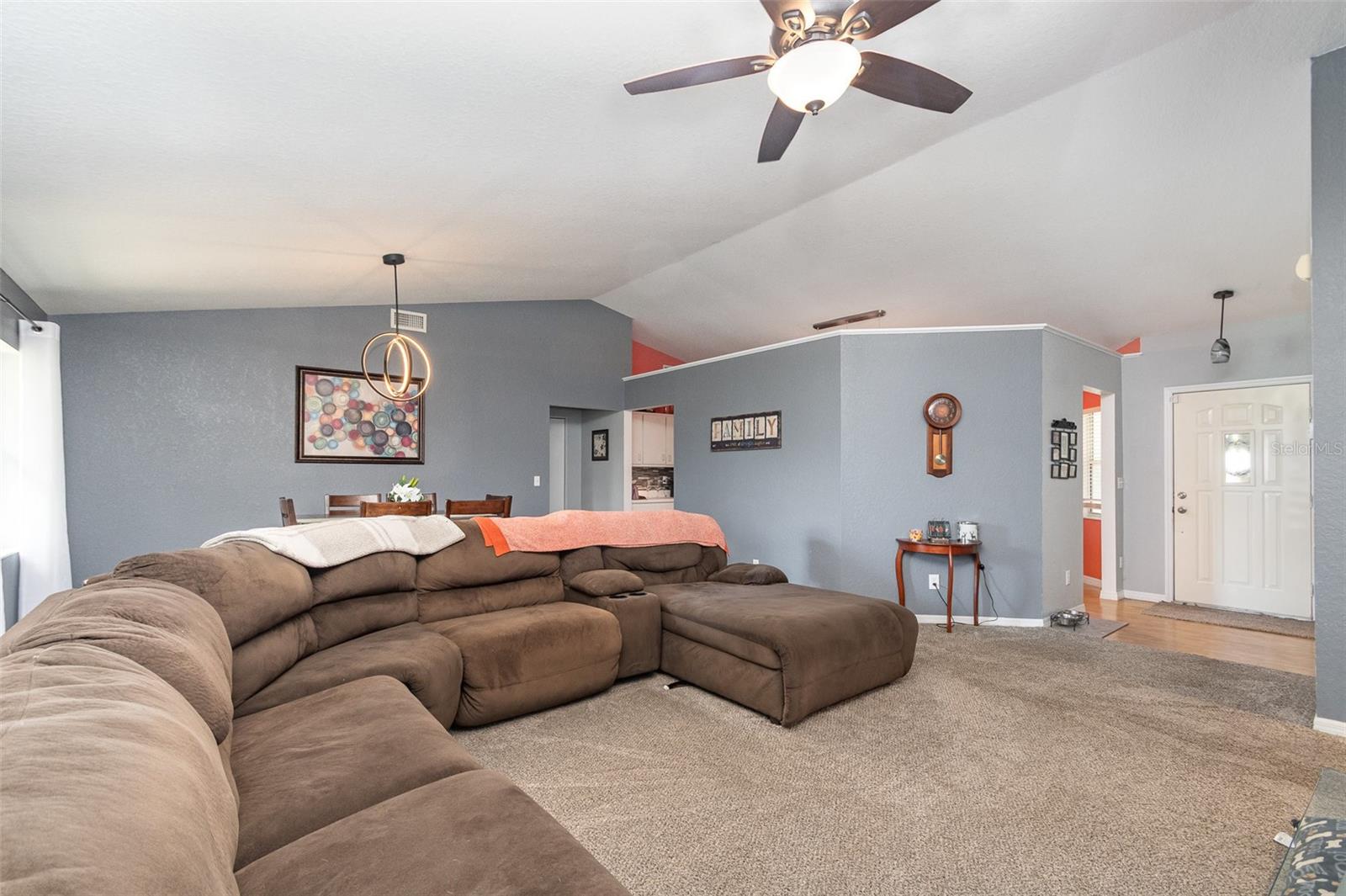 11815 SE 74TH TER, BELLEVIEW, FL, 34420