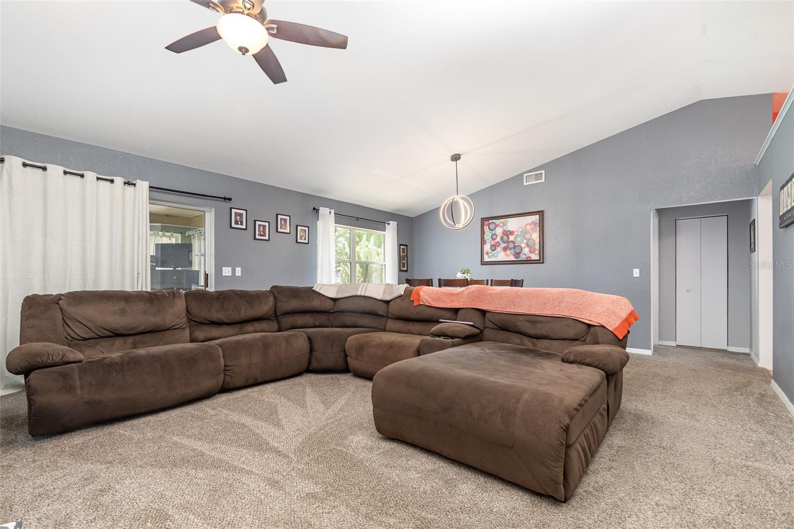 11815 SE 74TH TER, BELLEVIEW, FL, 34420