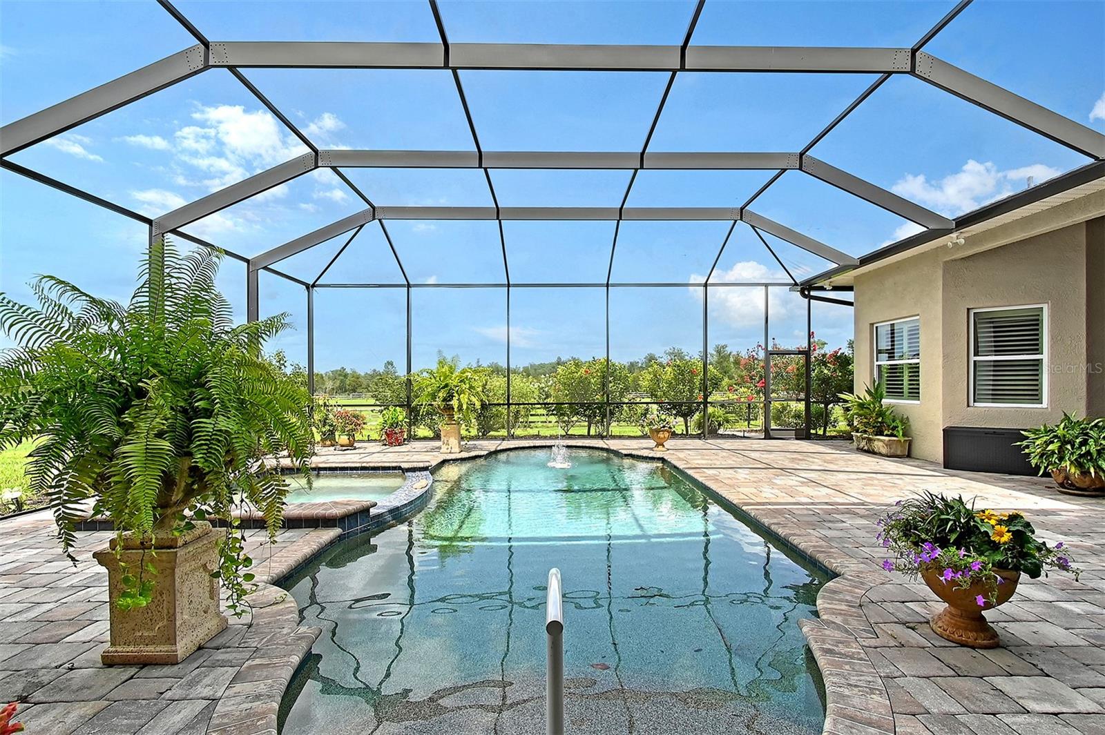 520 RYE RD NE, BRADENTON, FL, 34212