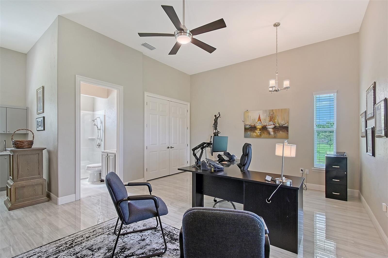 520 RYE RD NE, BRADENTON, FL, 34212