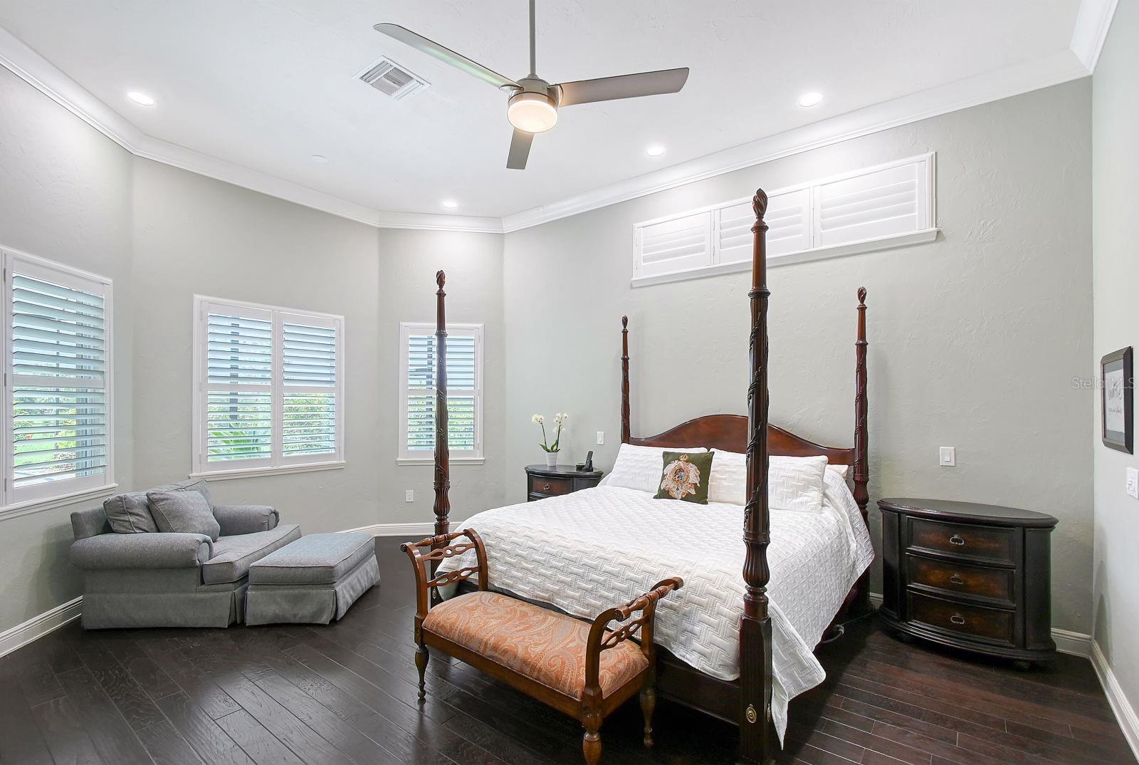 520 RYE RD NE, BRADENTON, FL, 34212