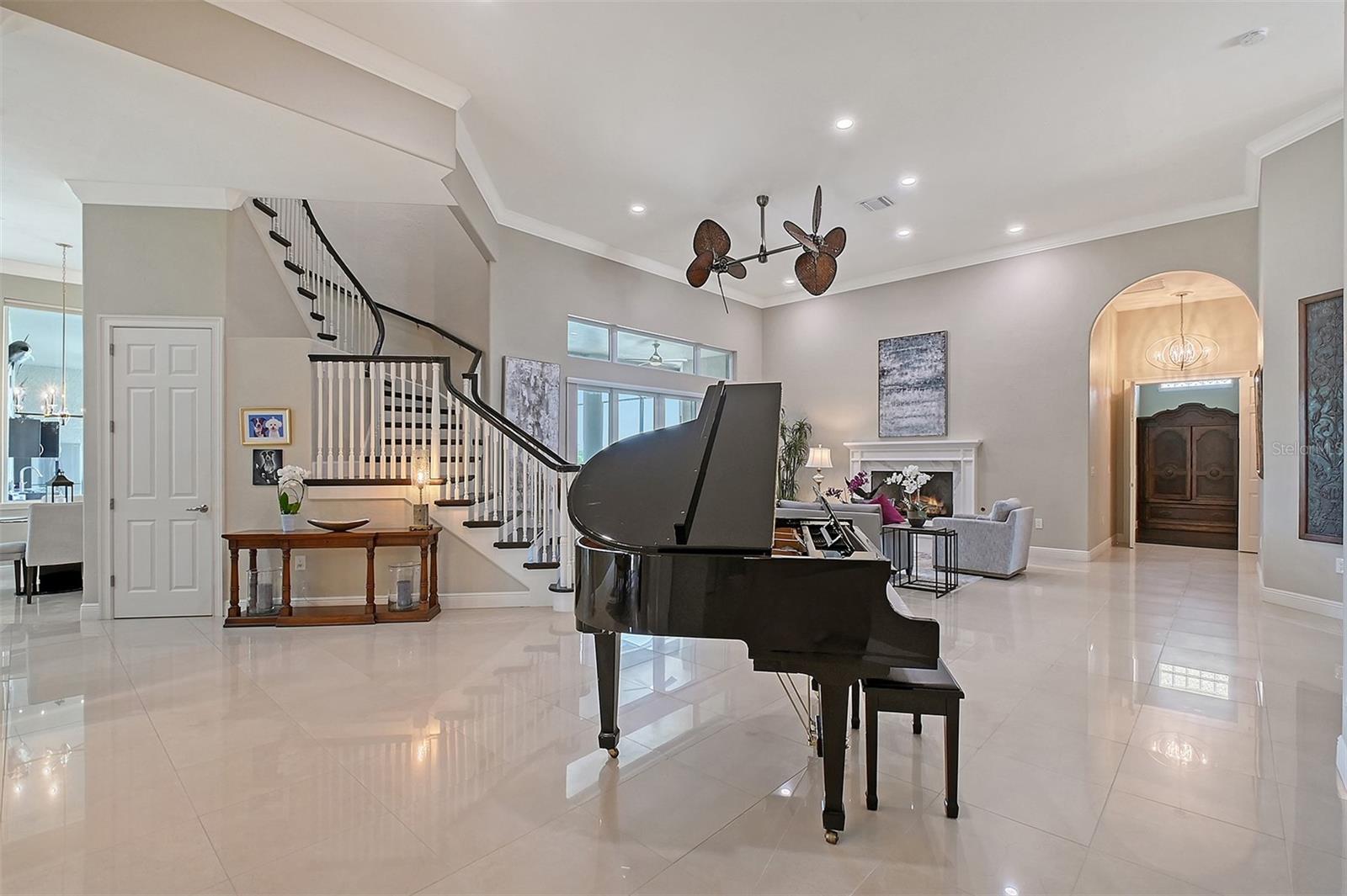 520 RYE RD NE, BRADENTON, FL, 34212