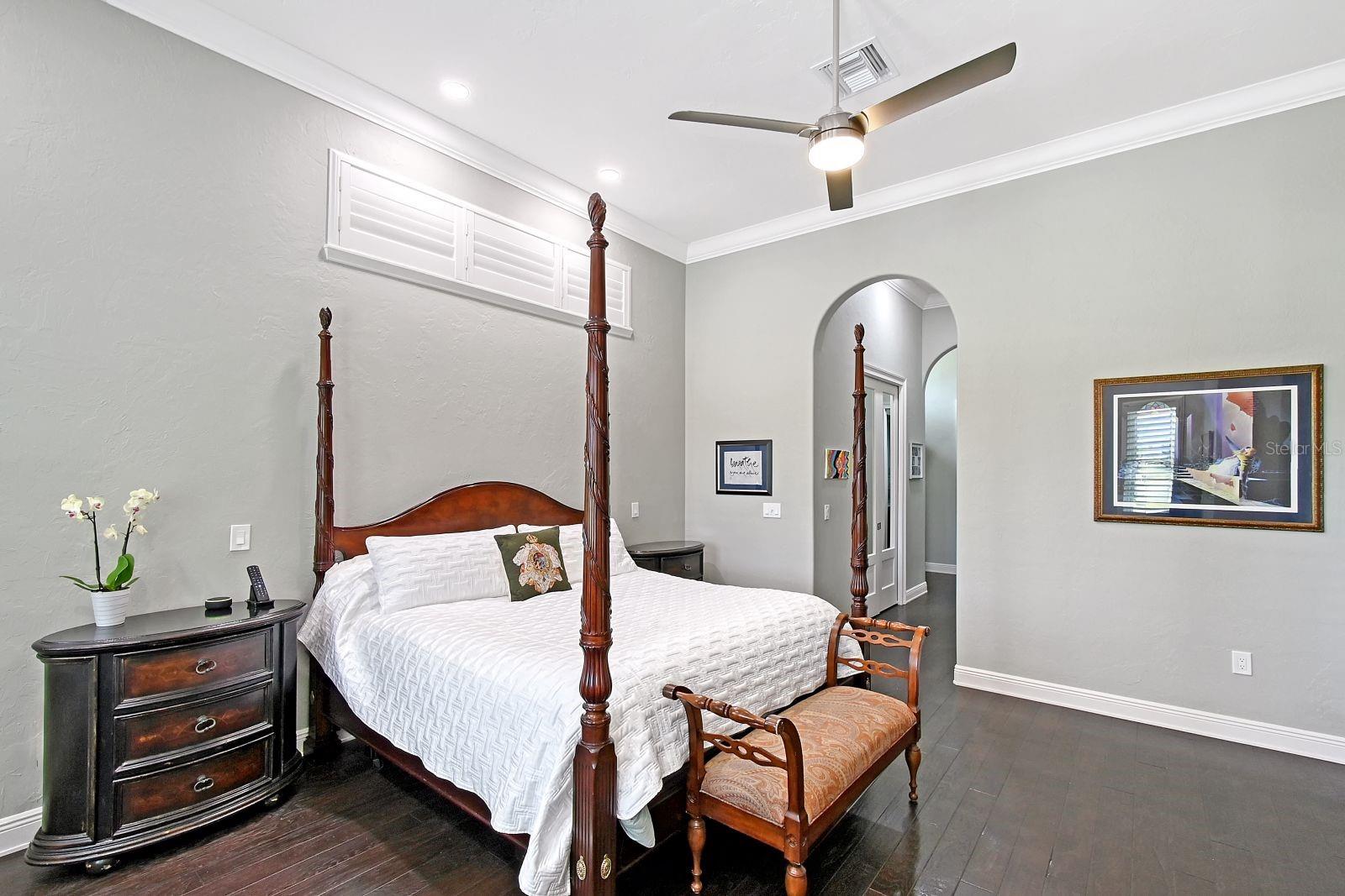 520 RYE RD NE, BRADENTON, FL, 34212