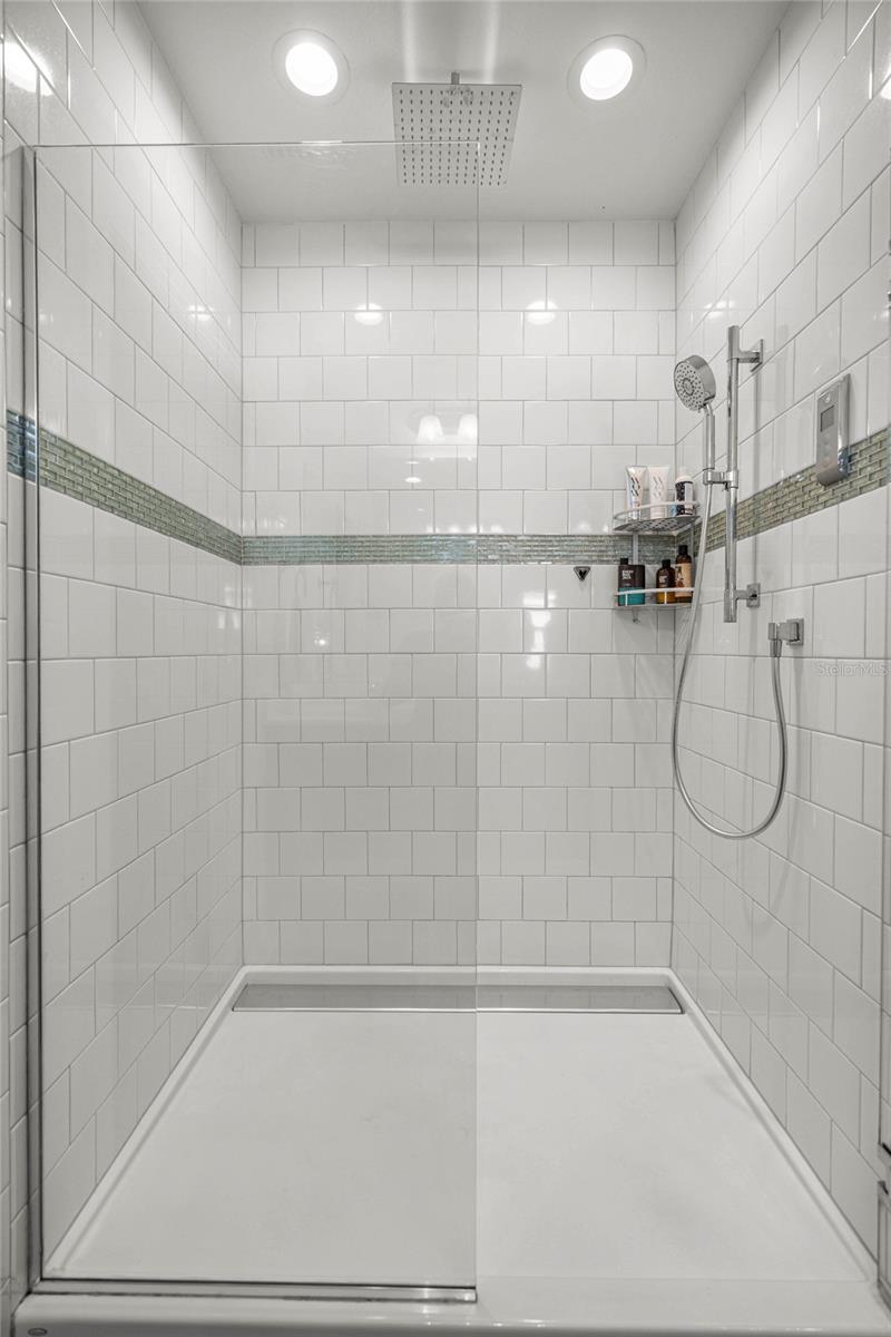 358 IRVING BEND DR, GROVELAND, FL, 34736