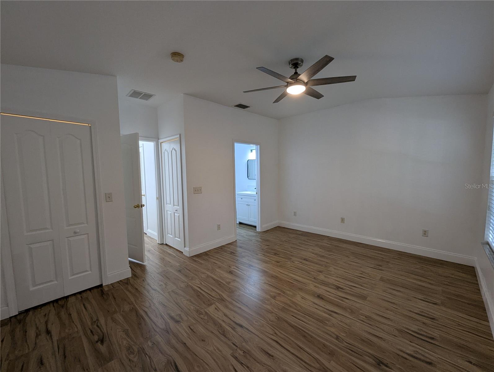 15819 FISHHAWK FALLS DR, LITHIA, FL, 33547