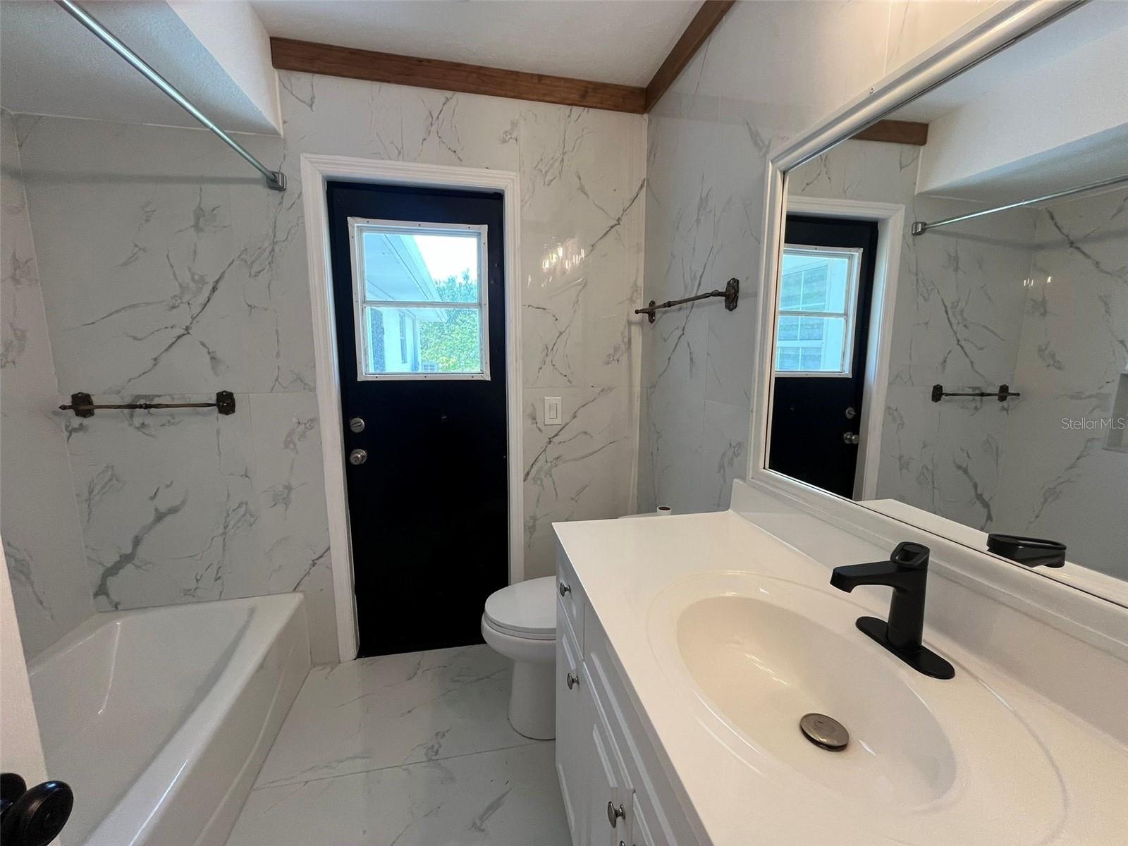 1363 ALGIERS ST, PUNTA GORDA, FL, 33980