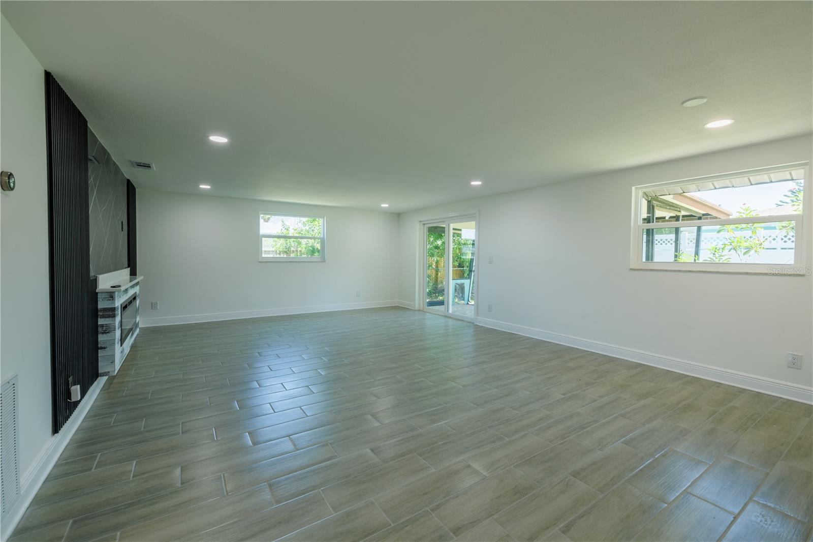 621 GRAN KAYMEN WAY, APOLLO BEACH, FL, 33572