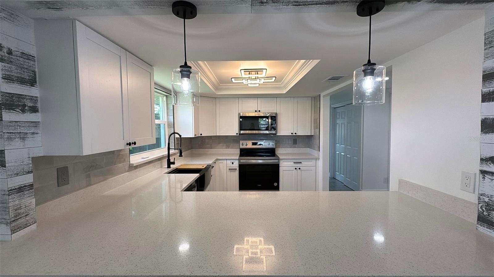 621 GRAN KAYMEN WAY, APOLLO BEACH, FL, 33572