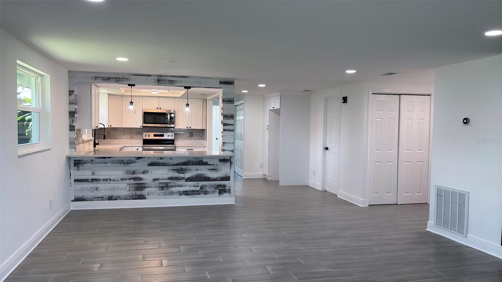 621 GRAN KAYMEN WAY, APOLLO BEACH, FL, 33572