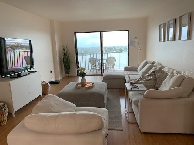 7050 SUNSET DR S #1404, SOUTH PASADENA, FL, 33707