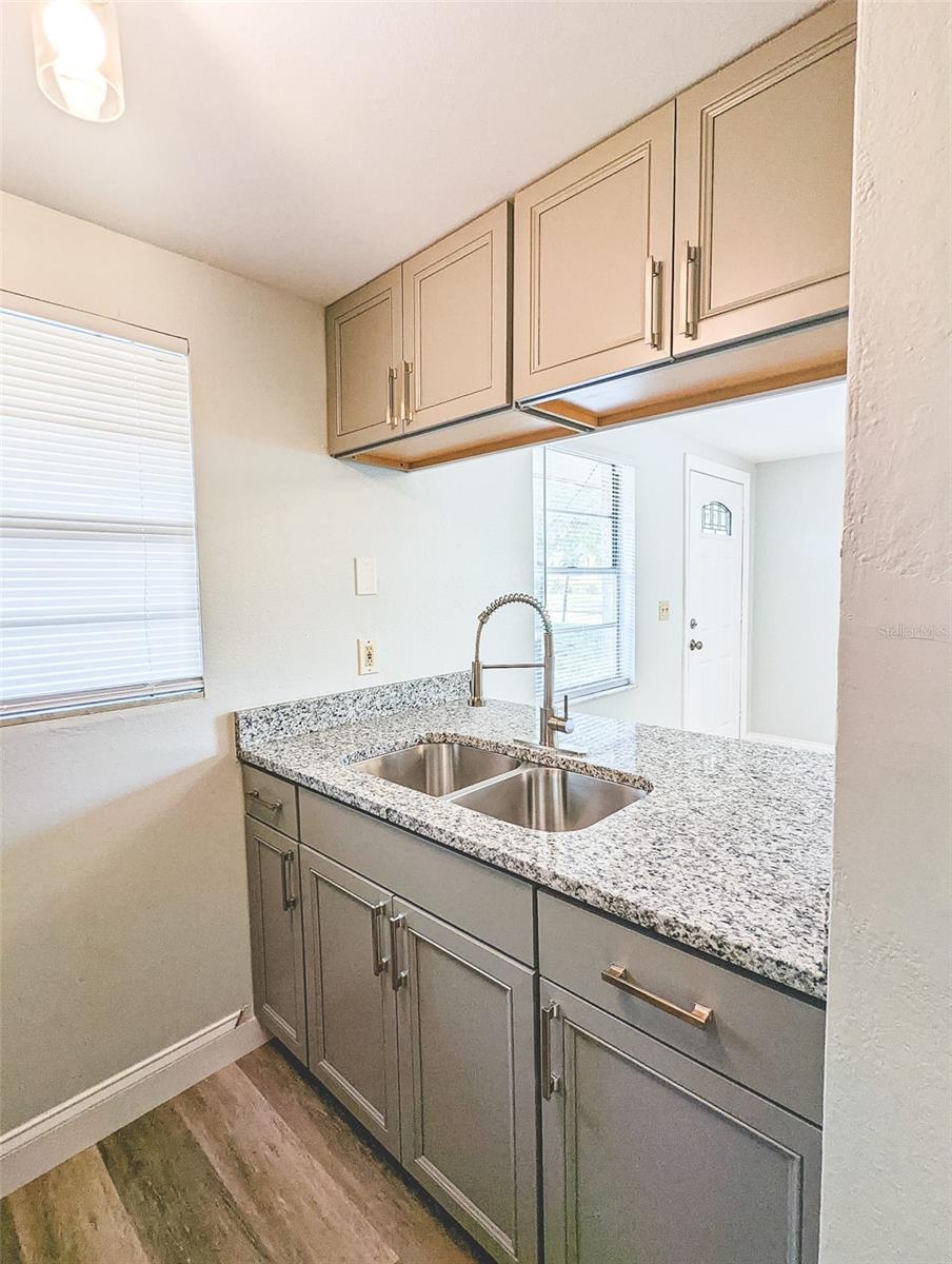 6123 MONTANA AVE, NEW PORT RICHEY, FL, 34653