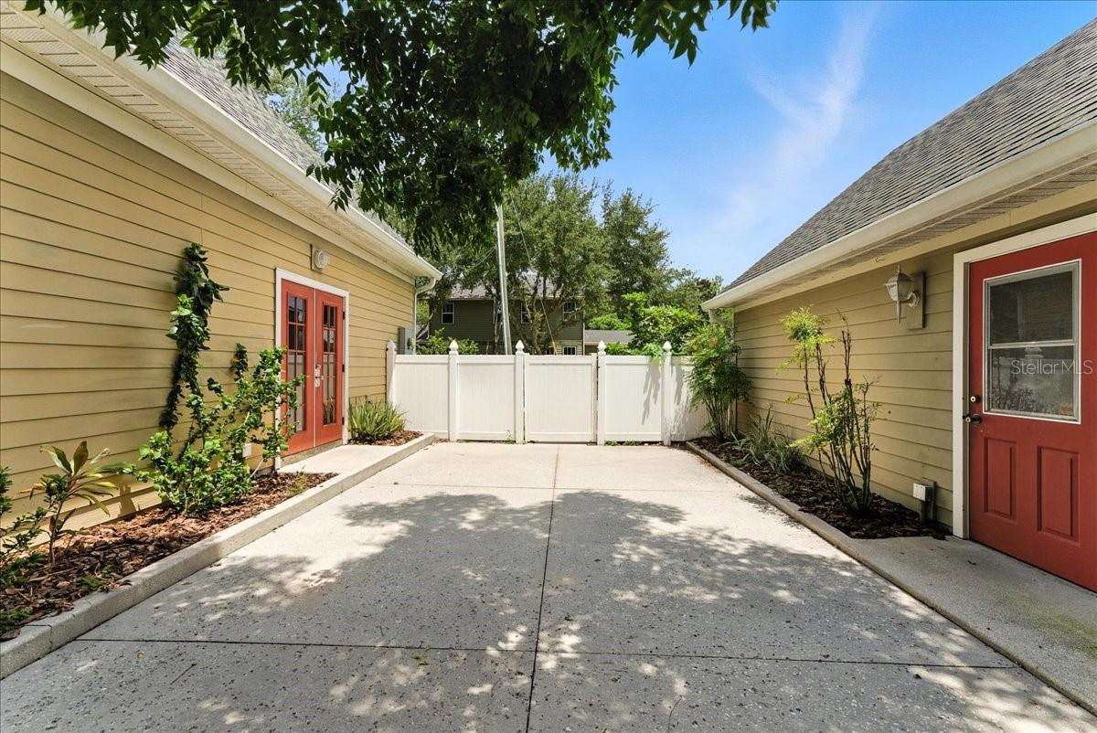 1322 E MURIEL ST, ORLANDO, FL, 32806