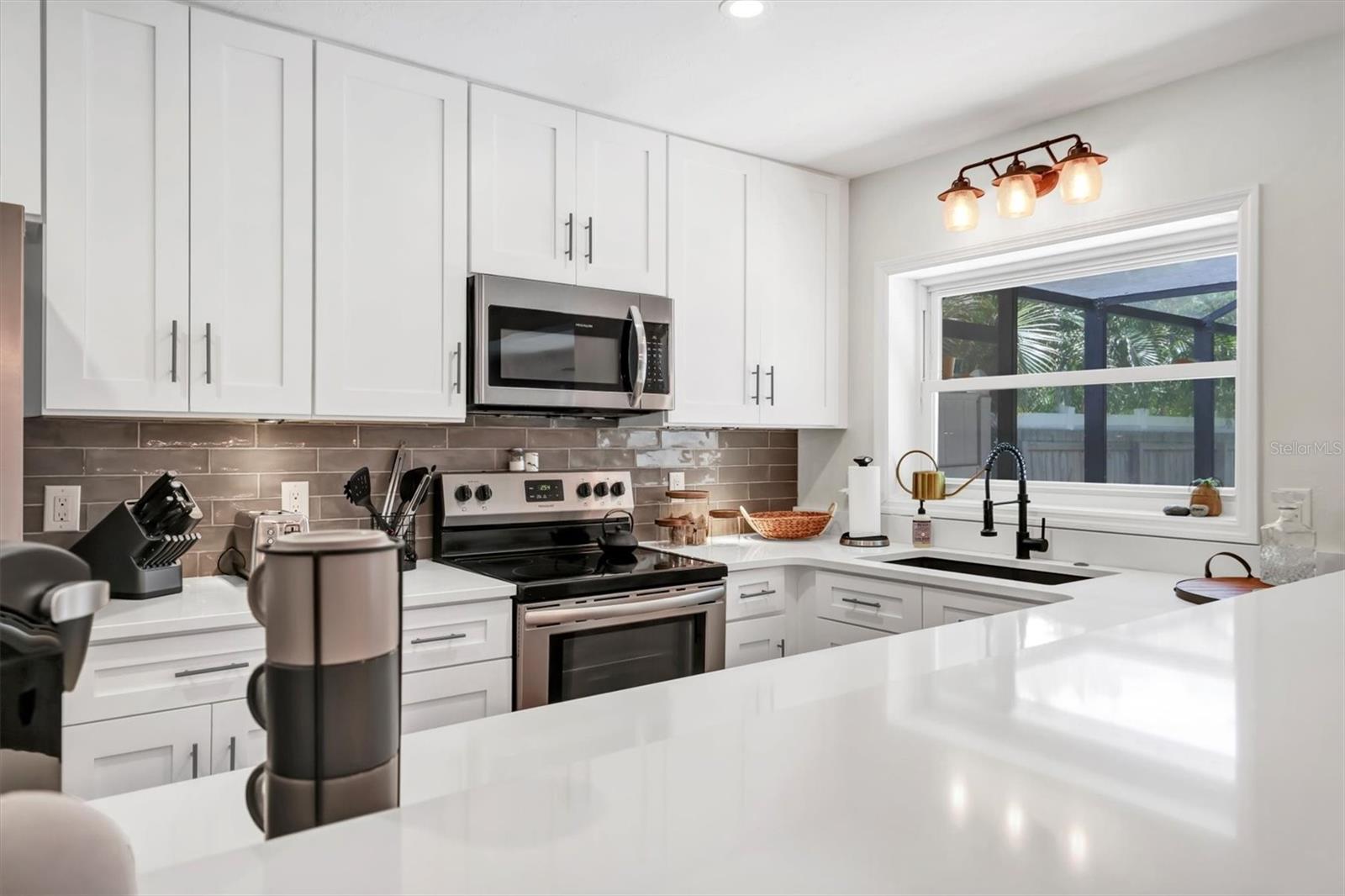 2141 HYDE PARK ST, SARASOTA, FL, 34239