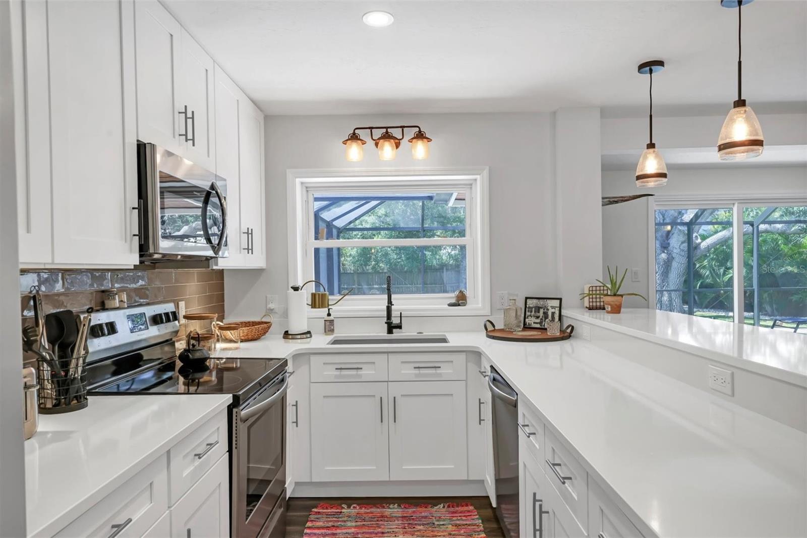 2141 HYDE PARK ST, SARASOTA, FL, 34239