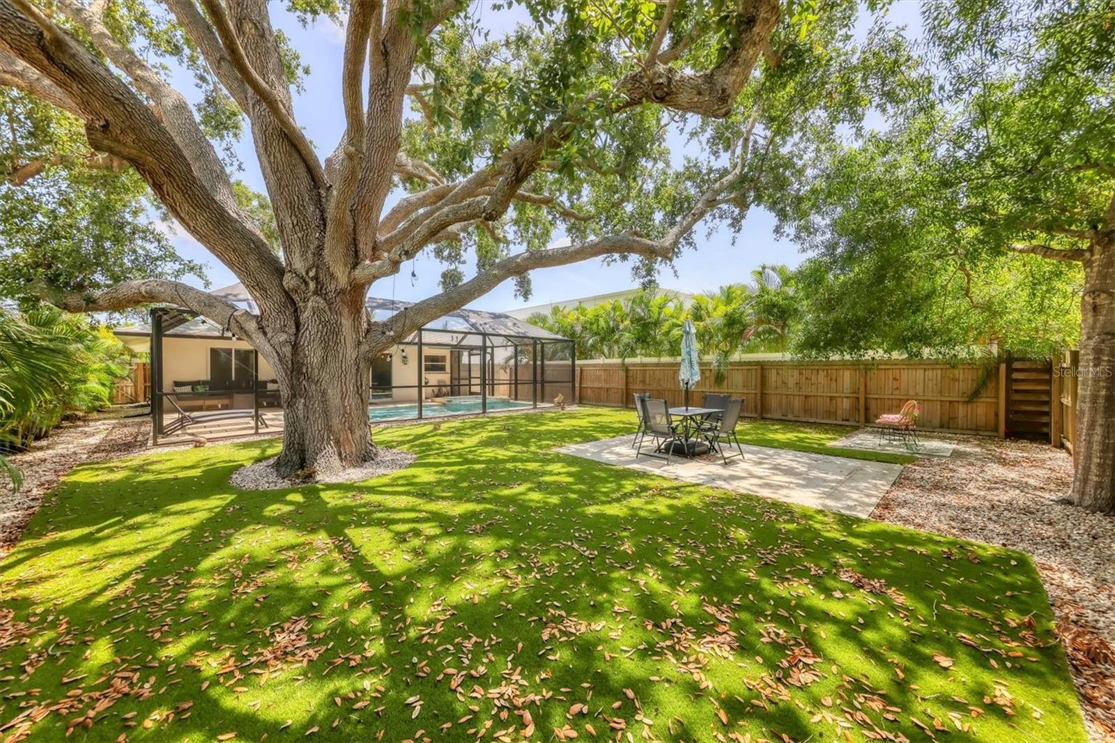 2141 HYDE PARK ST, SARASOTA, FL, 34239