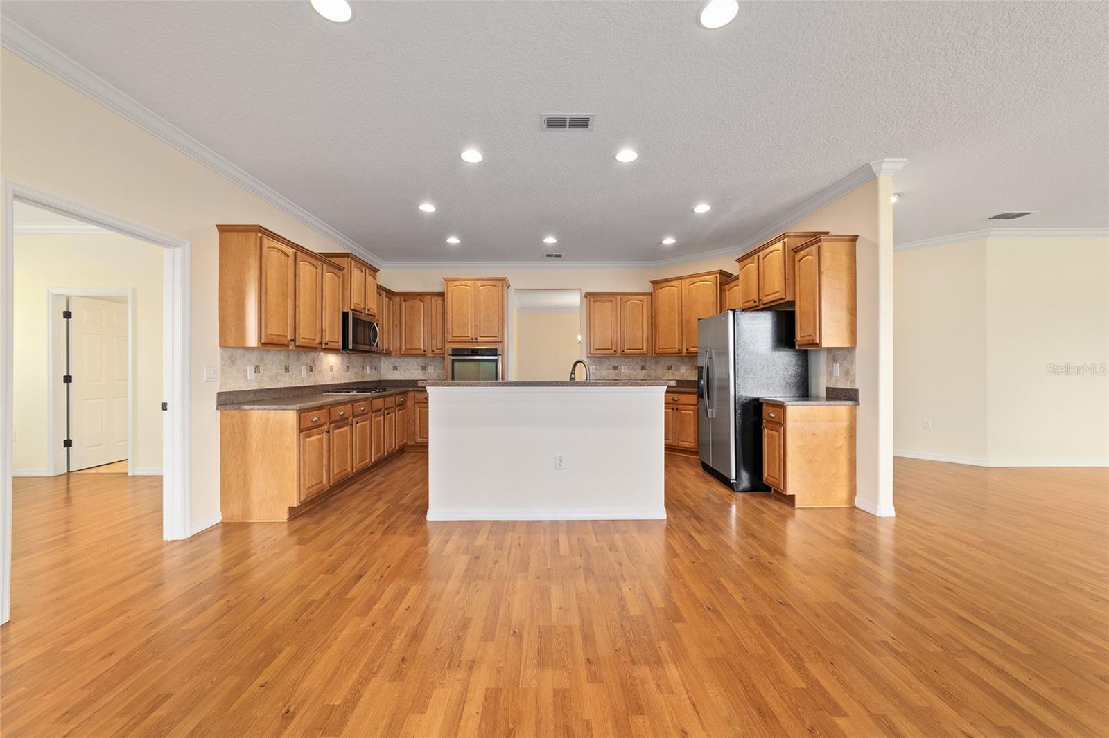 8611 SW 83RD LOOP, OCALA, FL, 34481