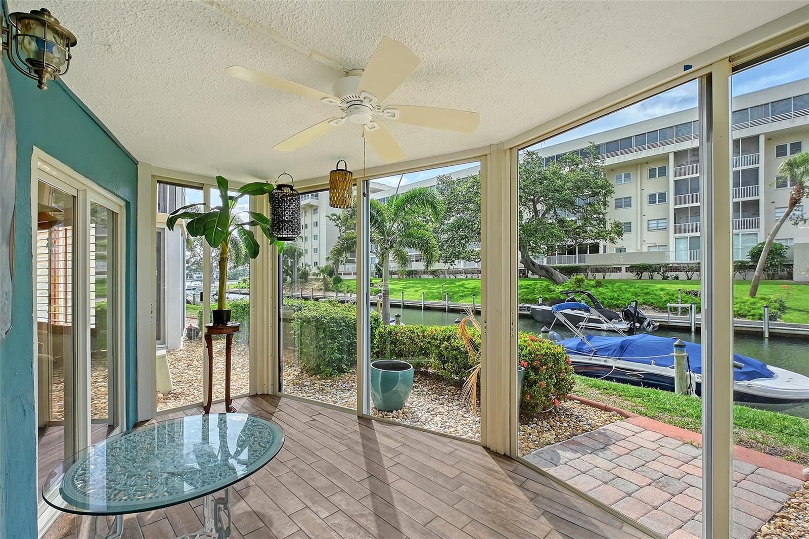 1300 N PORTOFINO DR #103, SARASOTA, FL, 34242