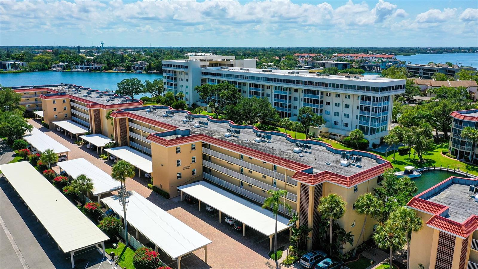 1300 N PORTOFINO DR #103, SARASOTA, FL, 34242