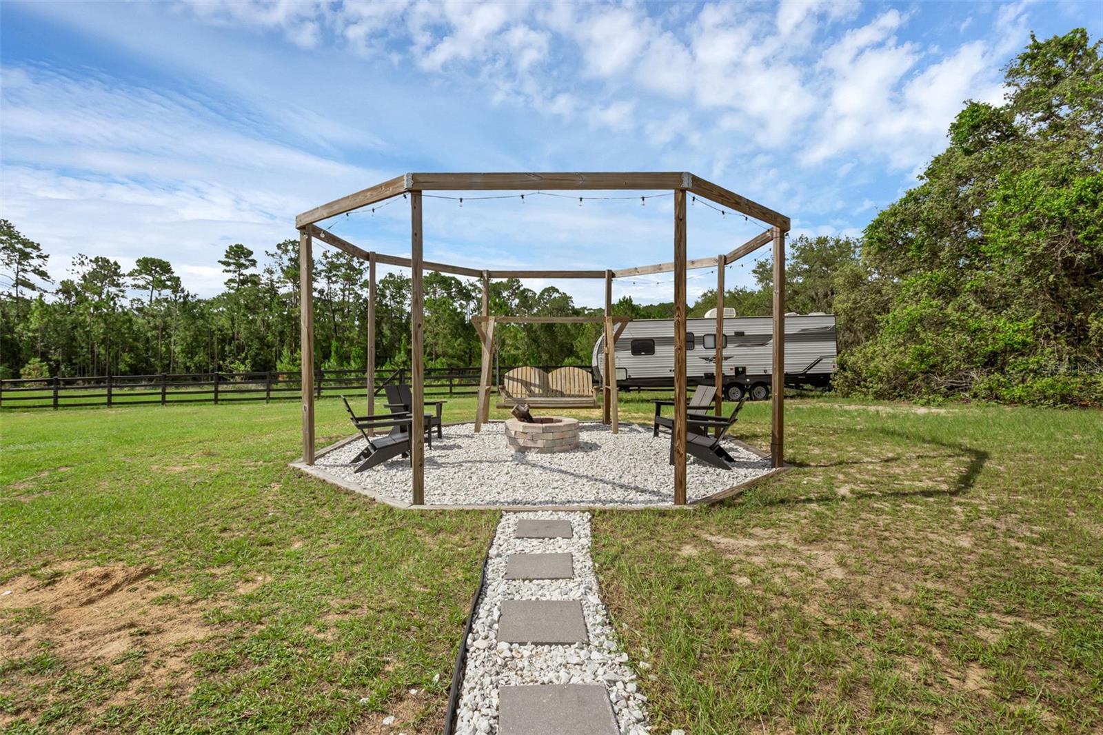 27071 MOSS VIEW DR, TAVARES, FL, 32778