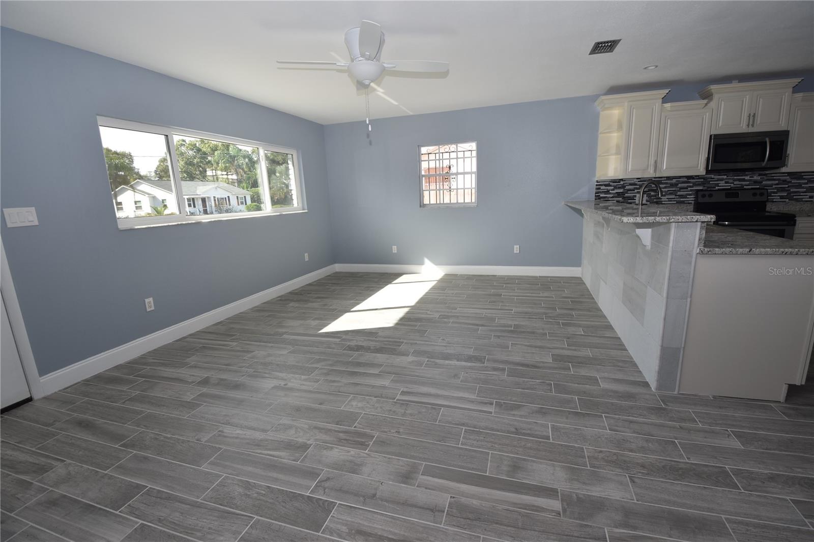 1107 W WOODLAWN AVE, TAMPA, FL, 33603