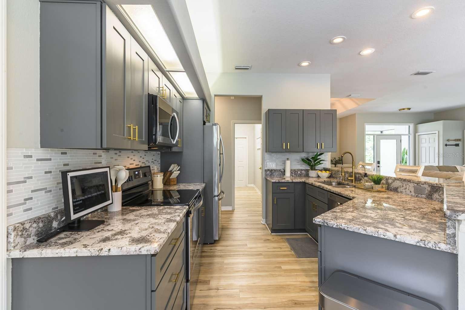 7725 235TH ST E, MYAKKA CITY, FL, 34251