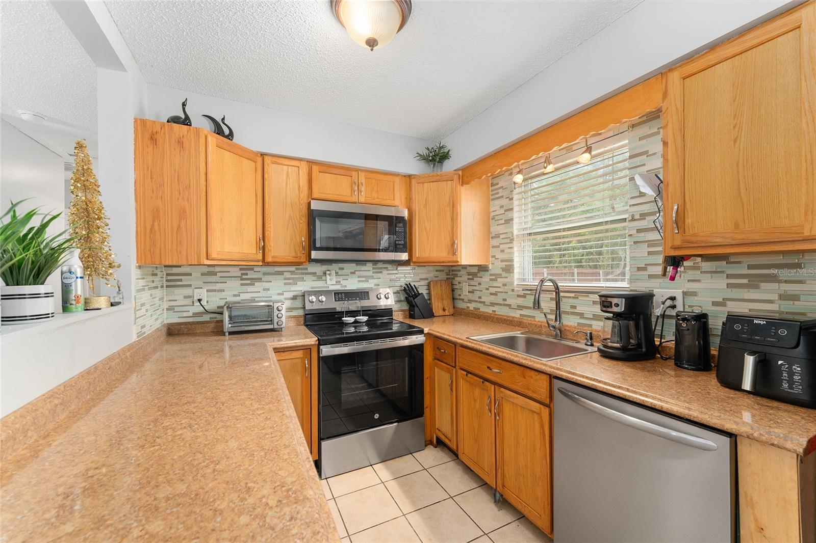 8940 SE 87TH TER, OCALA, FL, 34472