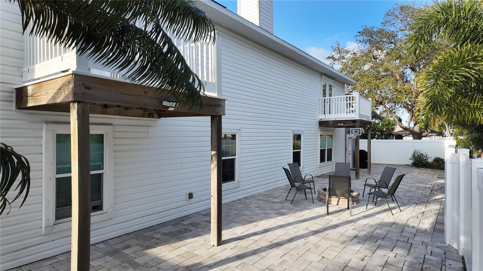 12290 90TH AVE, SEMINOLE, FL, 33772