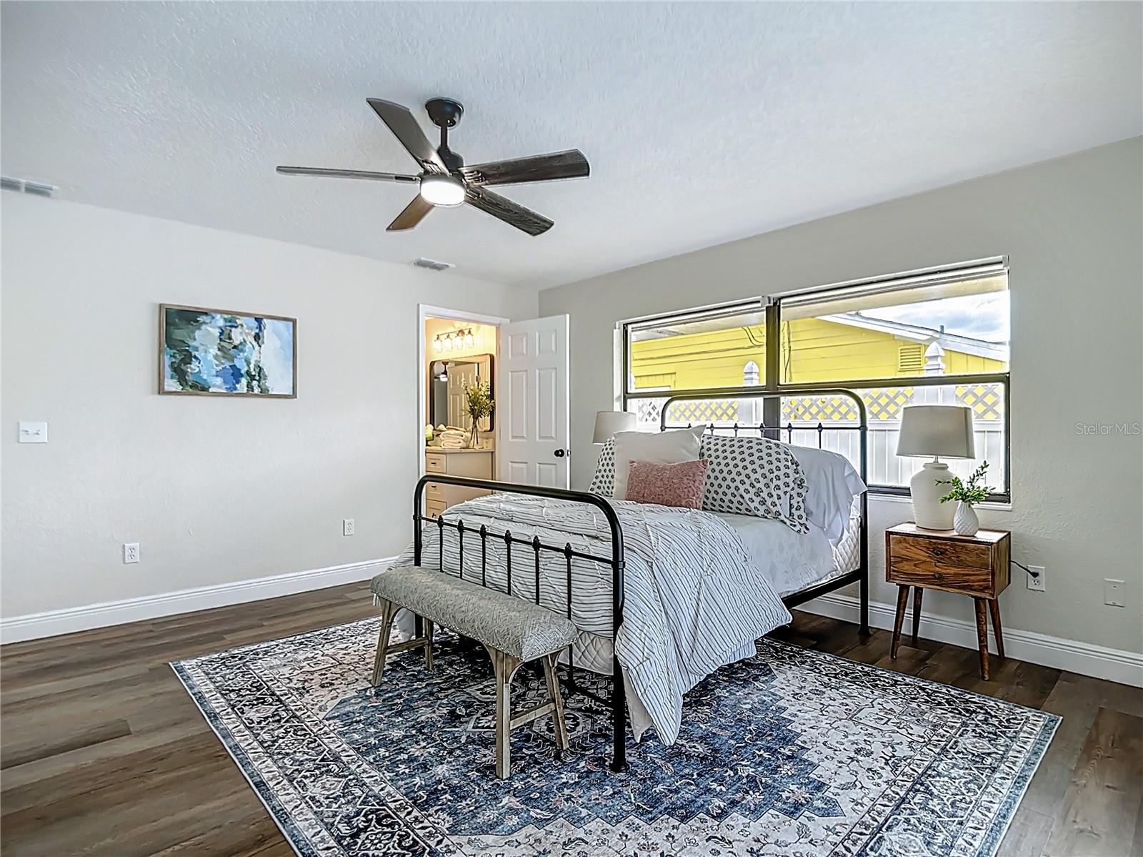 1611 CANAL, TAVARES, FL, 32778