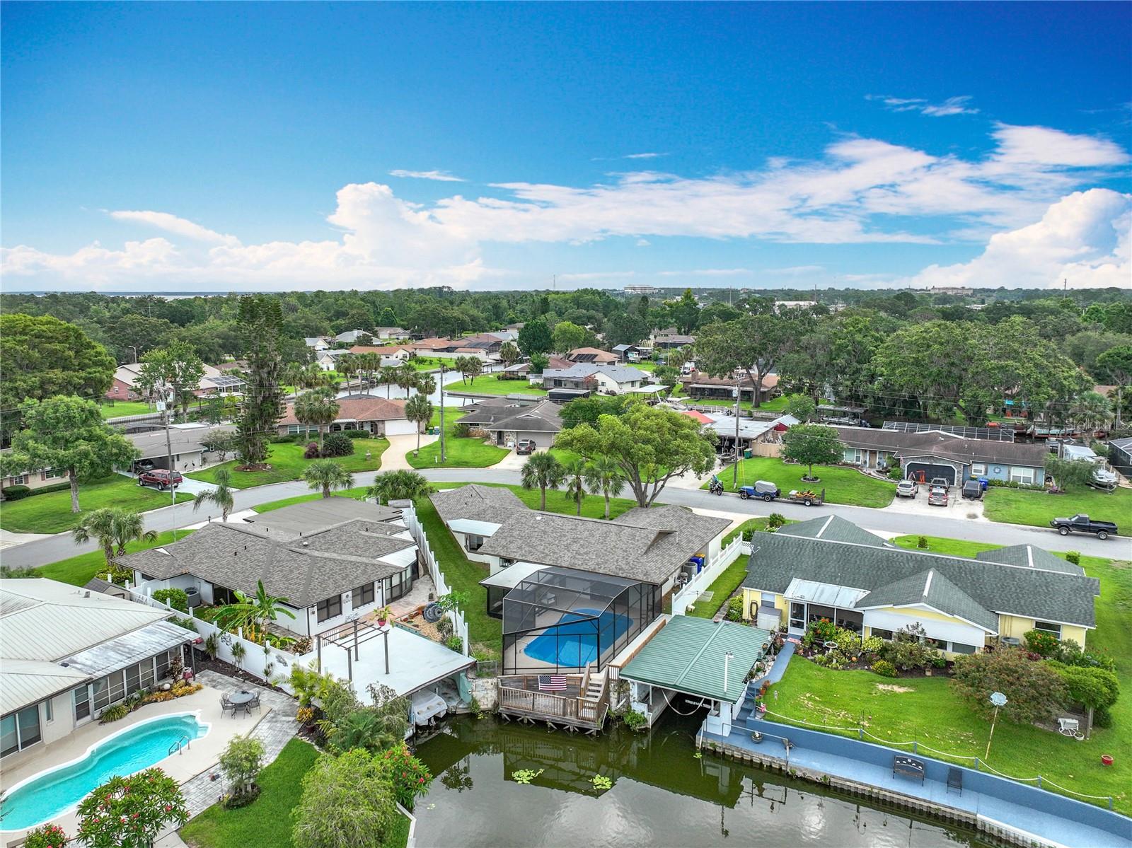 1611 CANAL, TAVARES, FL, 32778