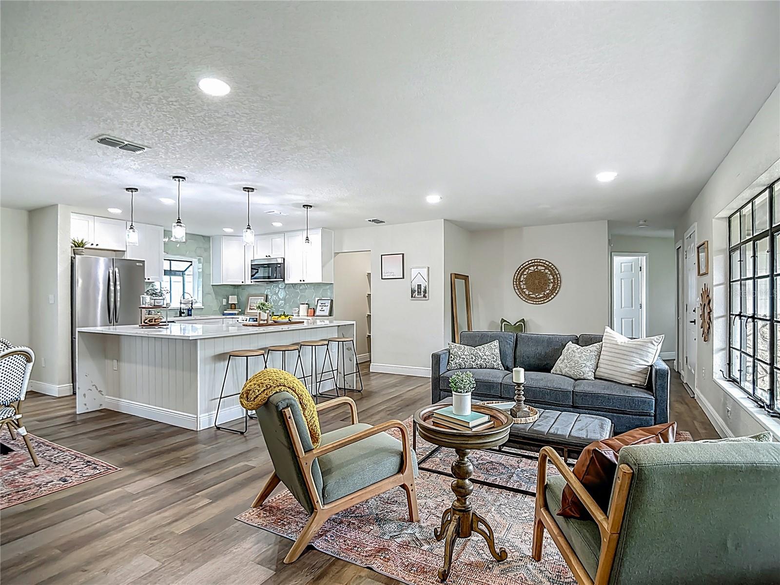 1611 CANAL, TAVARES, FL, 32778