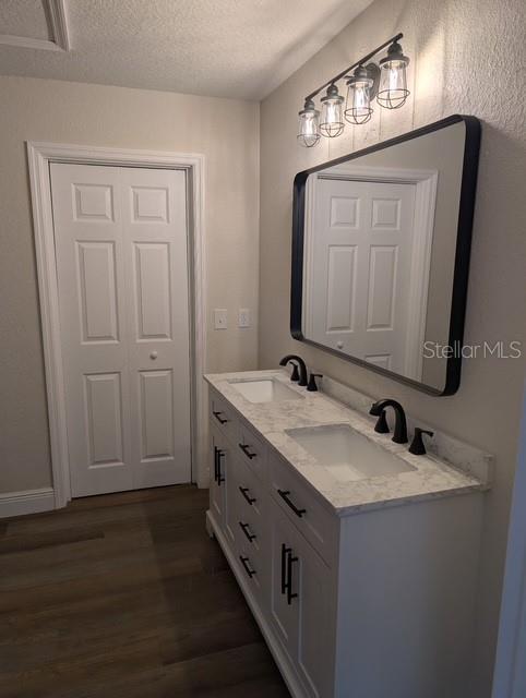 1611 CANAL, TAVARES, FL, 32778