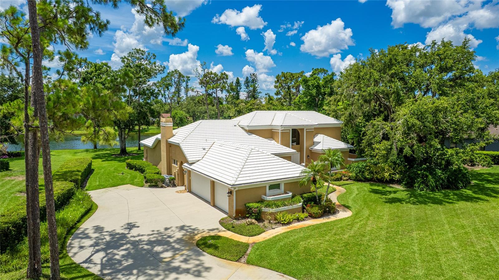 A4655607 Property Photo
