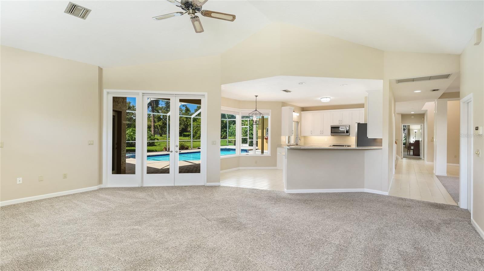 A4655607 Property Photo