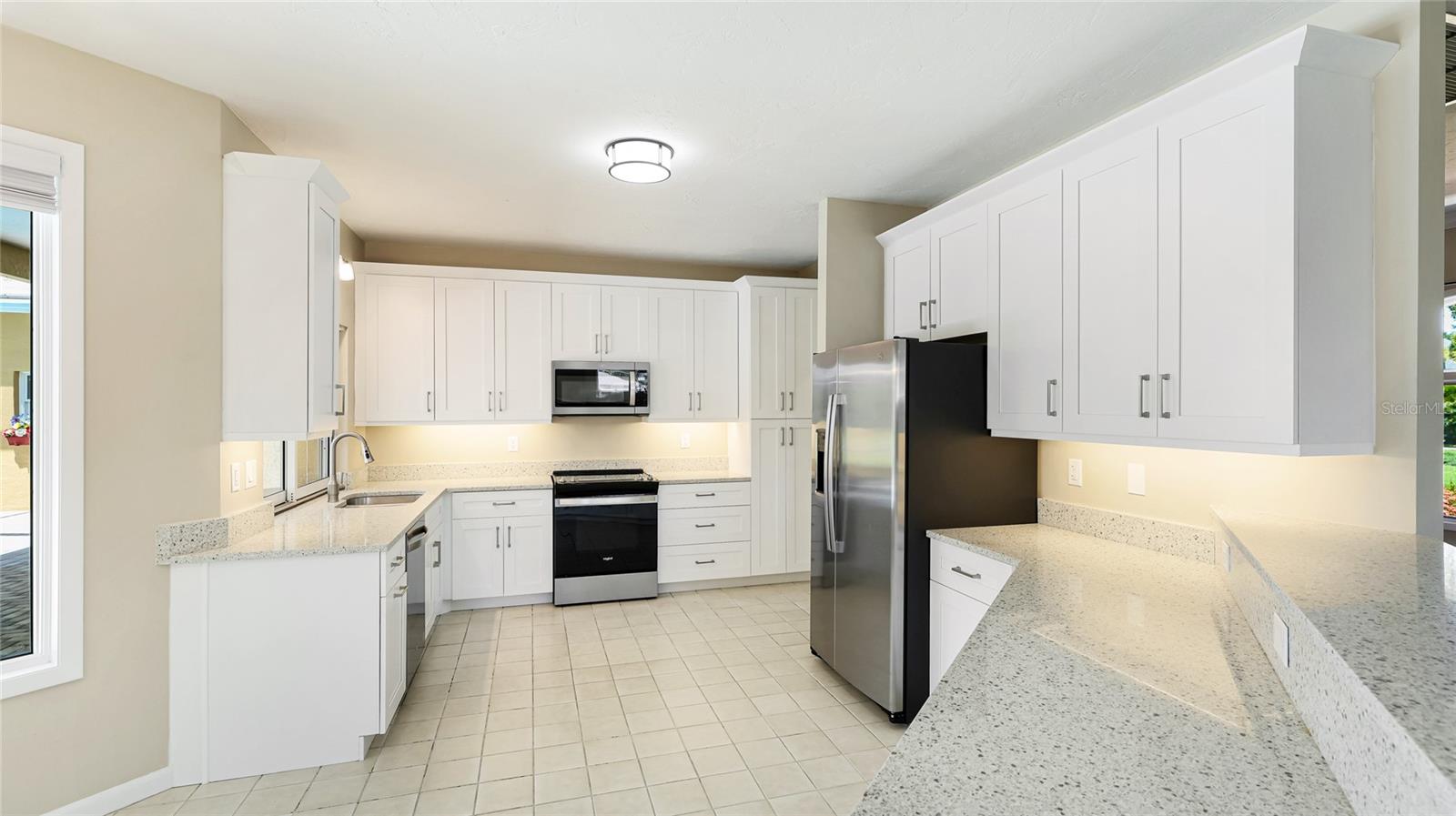 A4655607 Property Photo