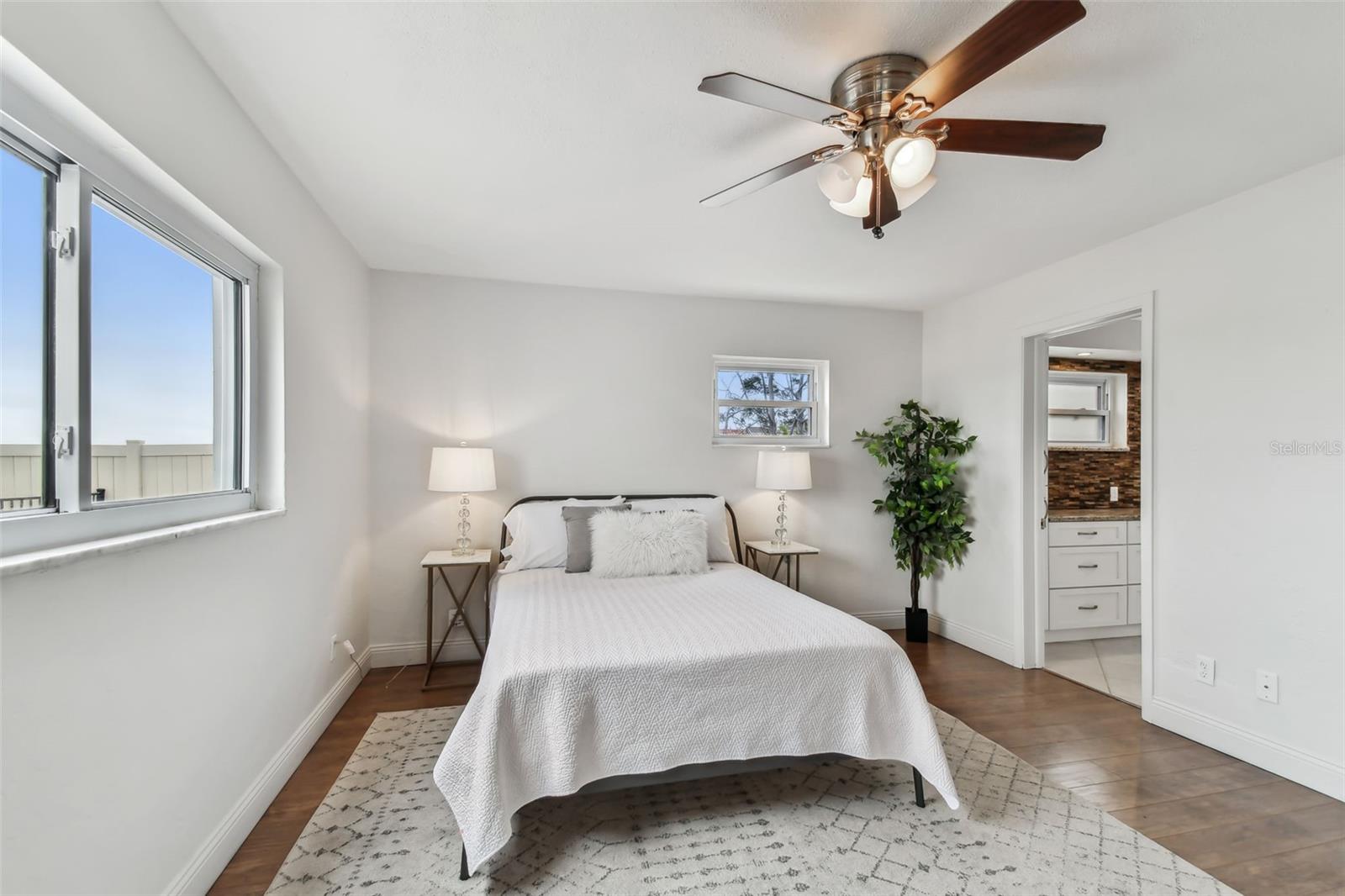 800 MADONNA BLVD #2, TIERRA VERDE, FL, 33715