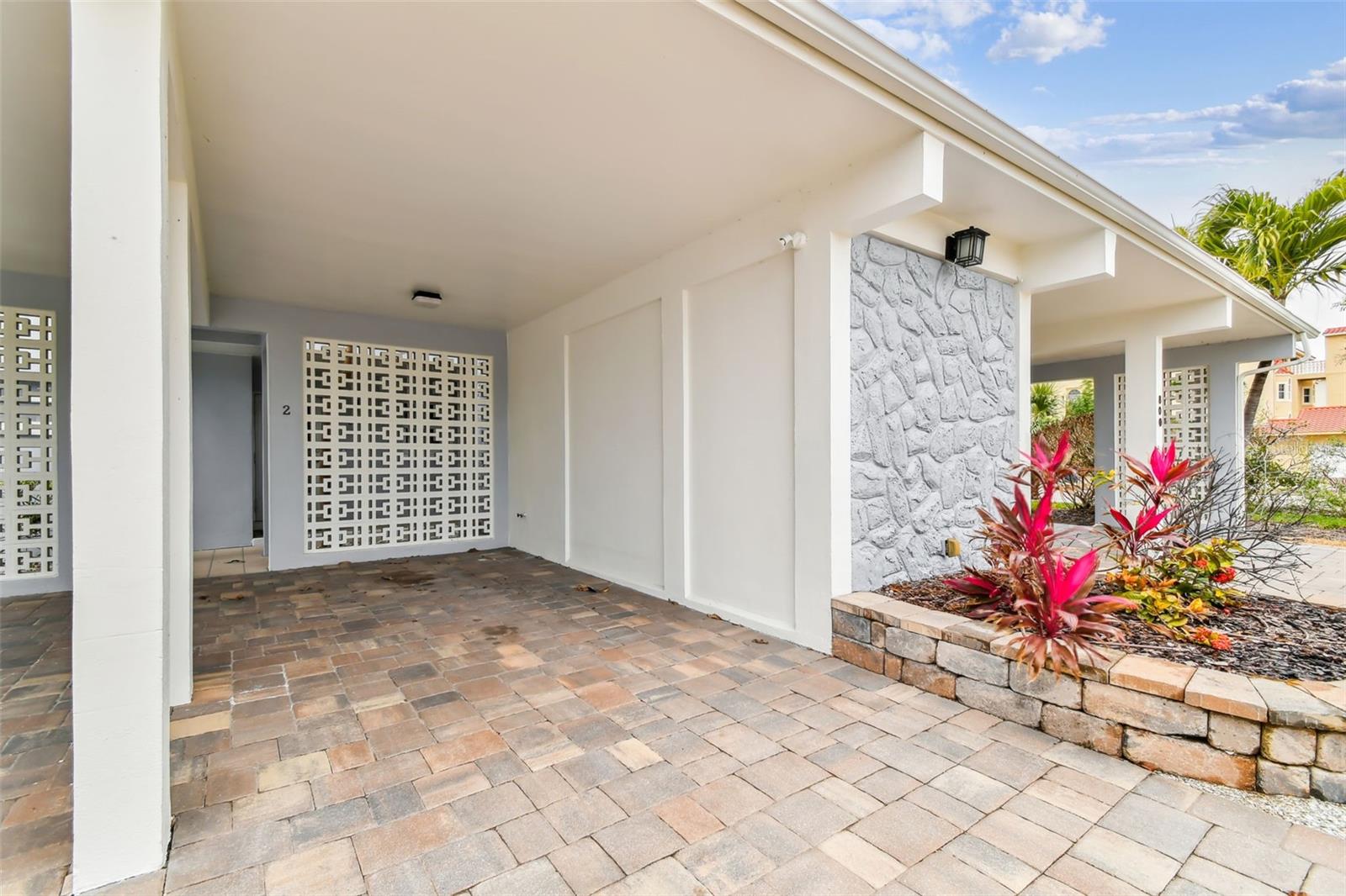 800 MADONNA BLVD #2, TIERRA VERDE, FL, 33715