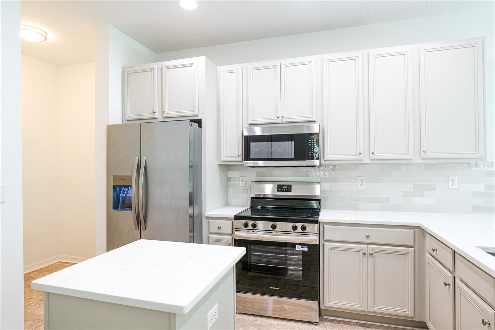 10605 MARSANNE PL, RIVERVIEW, FL, 33578